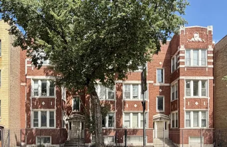 3 Bedroom Edgewater Apartment