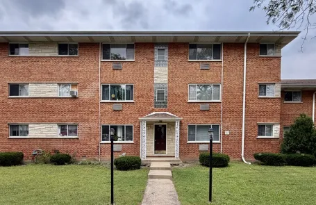 2 Bedroom Park Ridge Apartment
