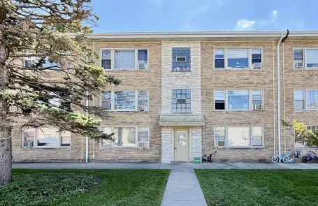 1 Bedroom Niles Apartment