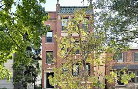 2 Bedroom Budlong Woods Apartment