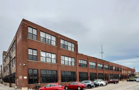 2 Bedroom East Garfield Park Apartment