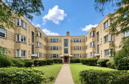 2 Bedroom South Shore Condo