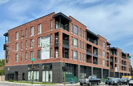 3 Bedroom Dunning Apartment