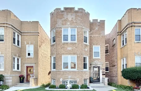 2 Bedroom Belmont Cragin Apartment