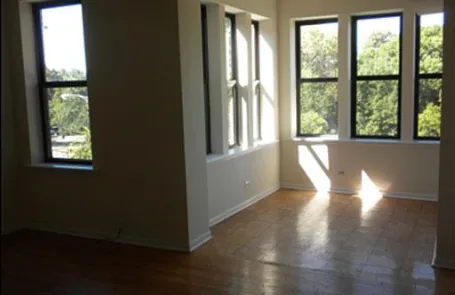 2 Bedroom Logan Square Apartment