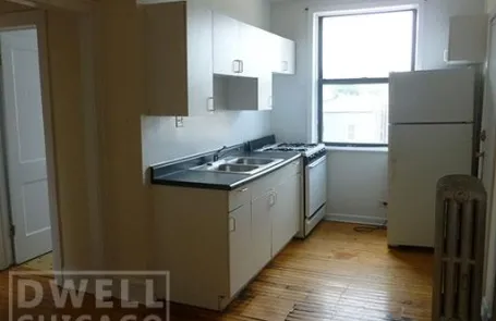 1 Bedroom Logan Square Apartment