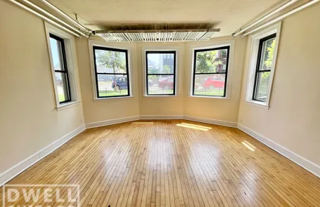 3 Bedroom Logan Square Apartment