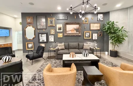 1 Bedroom Lincoln Park Apartment