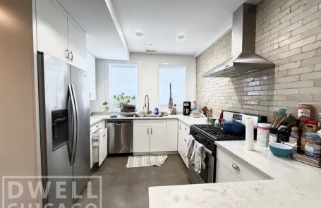 1 Bedroom Logan Square Apartment