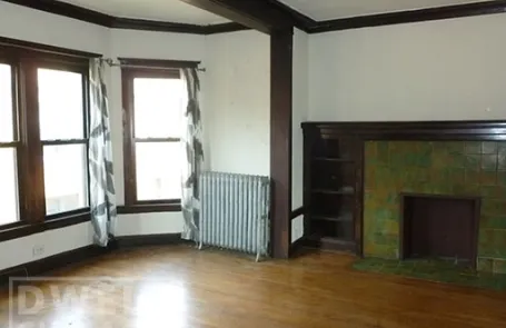 1 Bedroom Logan Square Apartment