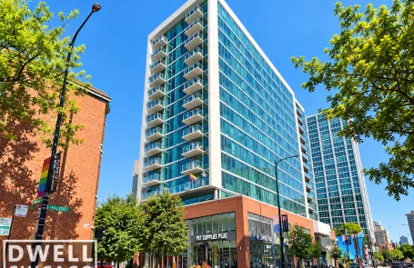 1 Bedroom Lakeview Apartment