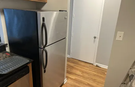 1 Bedroom Uptown Apartment