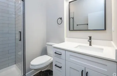 2 Bedroom Edgewater Apartment