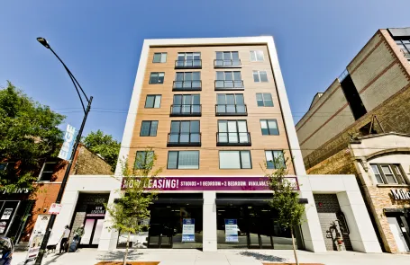 Studio Edgewater Apartment