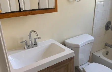 2 Bedroom North Lawndale Apartment