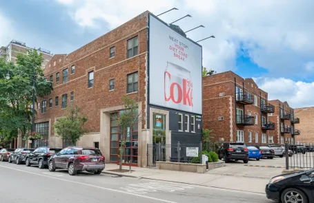 Studio Lincoln Park Apartment