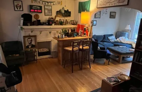 1 Bedroom Lincoln Square Apartment