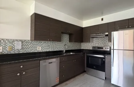 2 Bedroom Des Plaines Apartment