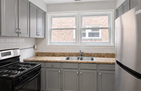 2 Bedroom Skokie Apartment