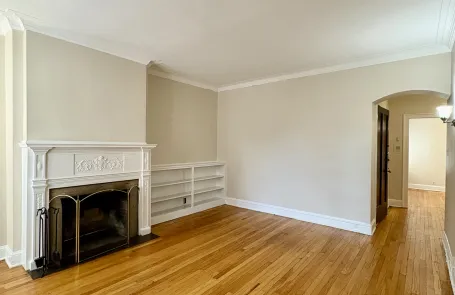 2 Bedroom Evanston Apartment