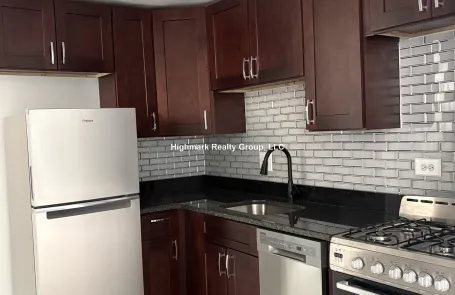 1 Bedroom West Ridge Apartment