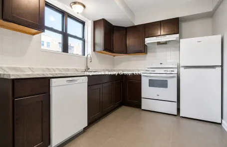 2 Bedroom Skokie Apartment