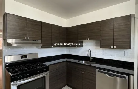 2 Bedroom Skokie Apartment