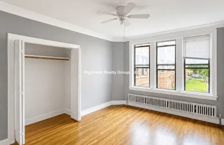 2 Bedroom Rogers Park Apartment