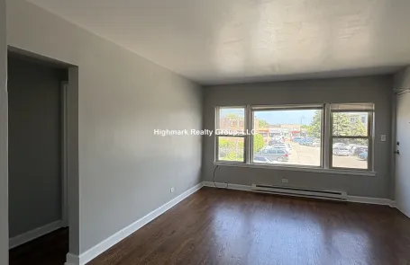 2 Bedroom Niles Apartment