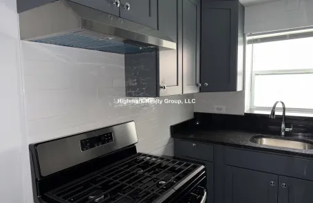 1 Bedroom West Ridge Apartment