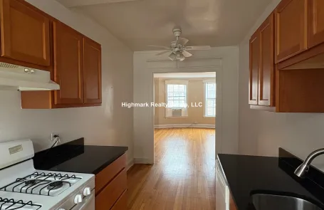 Studio Evanston Apartment