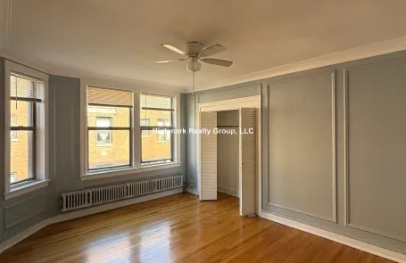 1 Bedroom Rogers Park Apartment