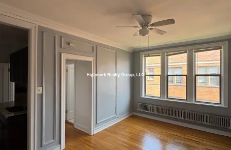 1 Bedroom Rogers Park Apartment