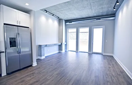 2 Bedroom Uptown Apartment