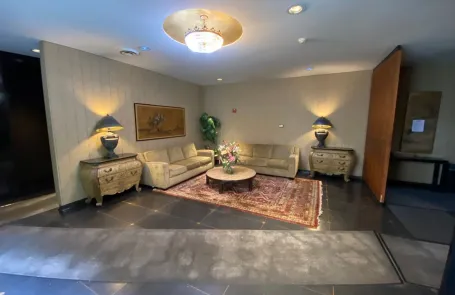 2 Bedroom Evanston Apartment