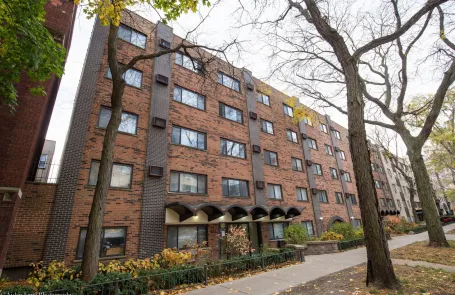 Studio Lakeview Apartment