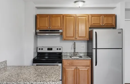 Studio Rogers Park Apartment