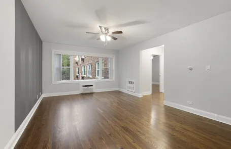 2 Bedroom Rogers Park Apartment