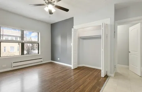 Studio Sheridan Park Apartment