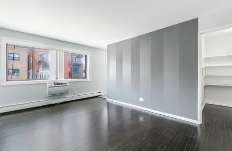 Studio Edgewater Apartment