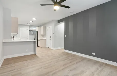3 Bedroom Rogers Park Apartment