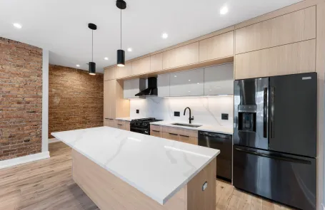 3 Bedroom Rogers Park Apartment