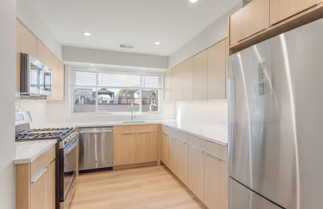 3 Bedroom West Ridge Apartment