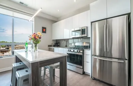 1 Bedroom Humboldt Park Apartment