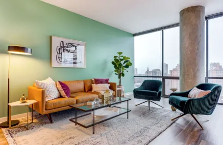 1 Bedroom Lincoln Park Apartment