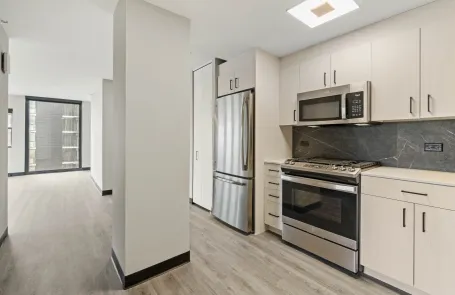 2 Bedroom Tri-Taylor Apartment