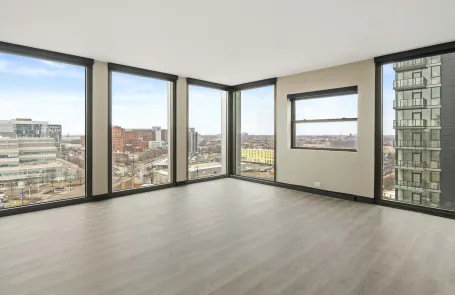 3 Bedroom Tri-Taylor Apartment