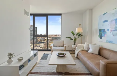 1 Bedroom Tri-Taylor Apartment