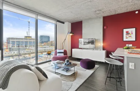 1 Bedroom West Loop Apartment