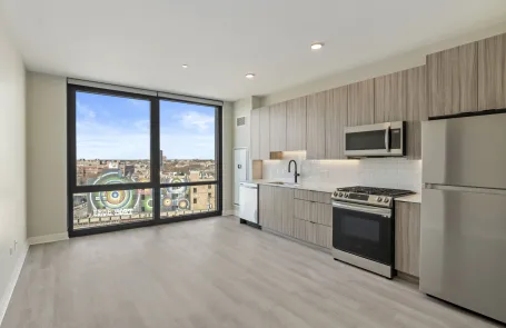 Studio Uptown Apartment